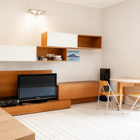 Eppi Place Apartamento
